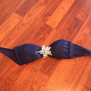 Victoria’s Secret bikini top